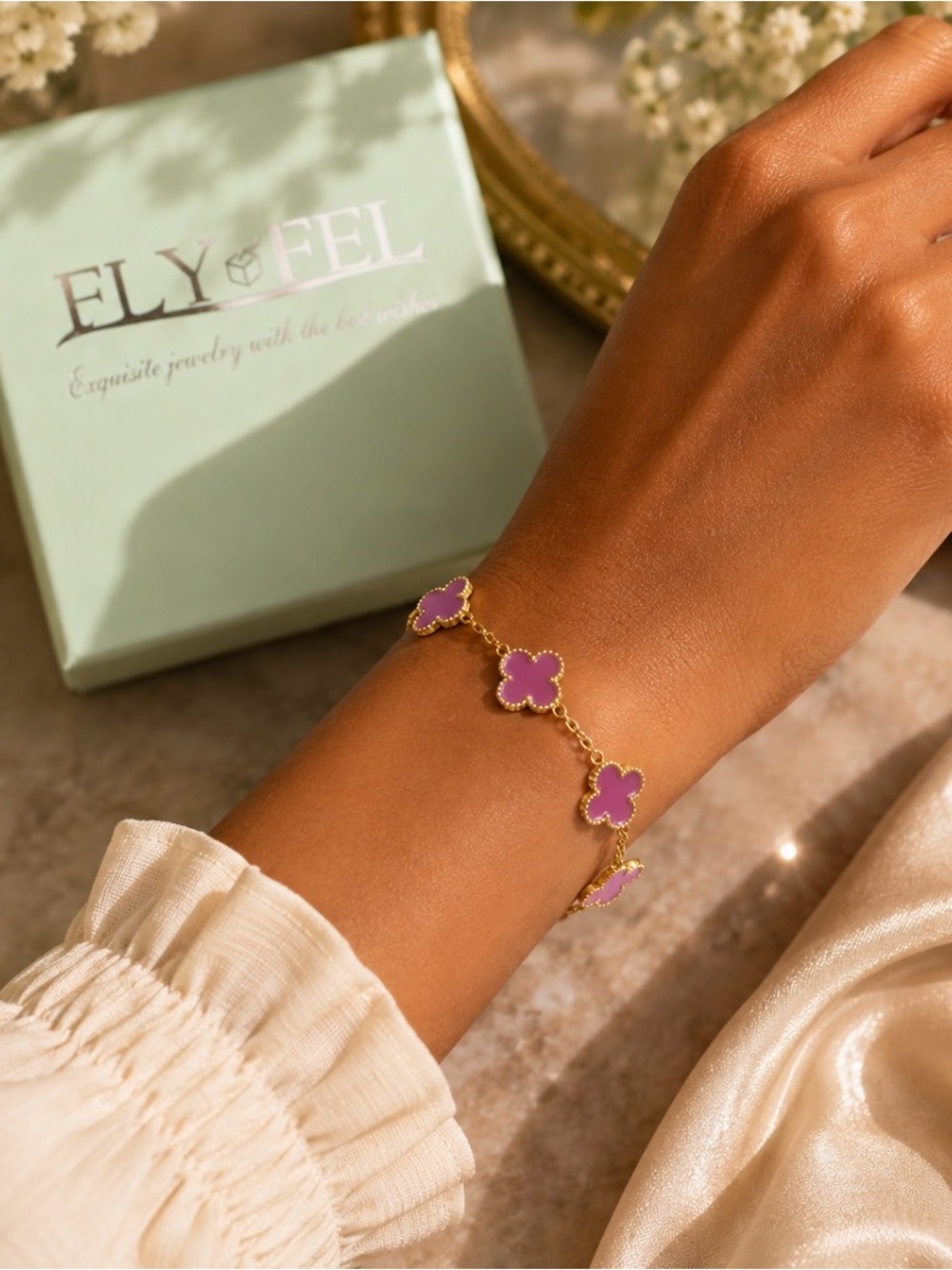 Pink Clover Link Bracelet - Gold Chain - Picture 2 of 2